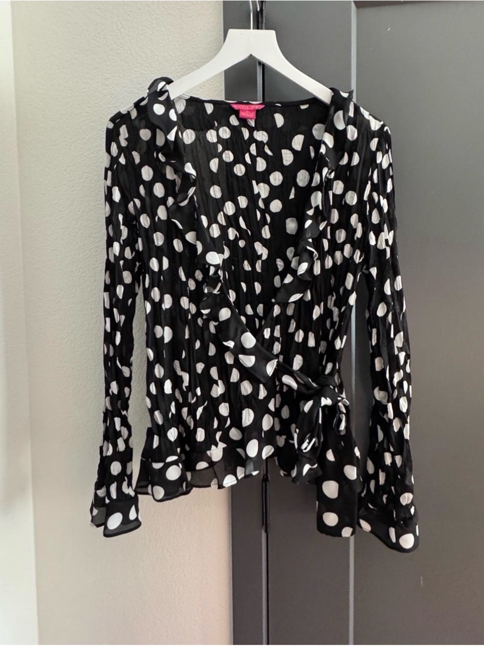 Black and White Polka Dot Blouse - Picture 4 of 5